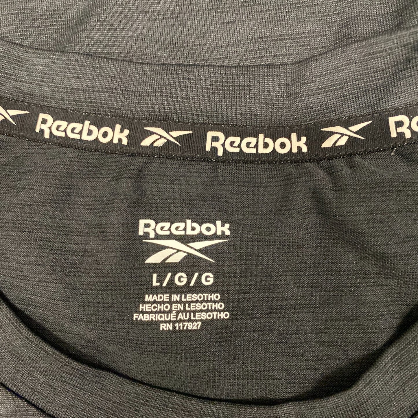 Reebok Activewear T-Shirt Fits as Mens Large Black Short Sleeve Crew Neck