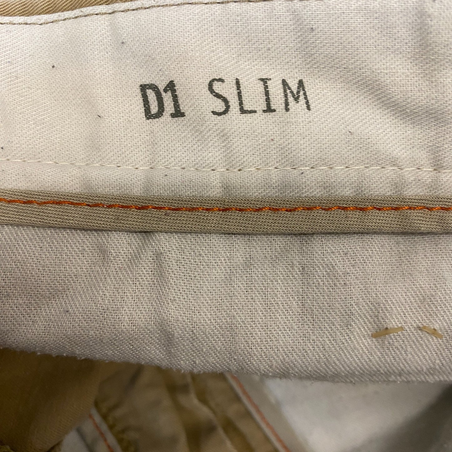 Dockers Pants Mens L Beige Stretch Flex Comfort D1 Slim Low Waist Straight Leg
