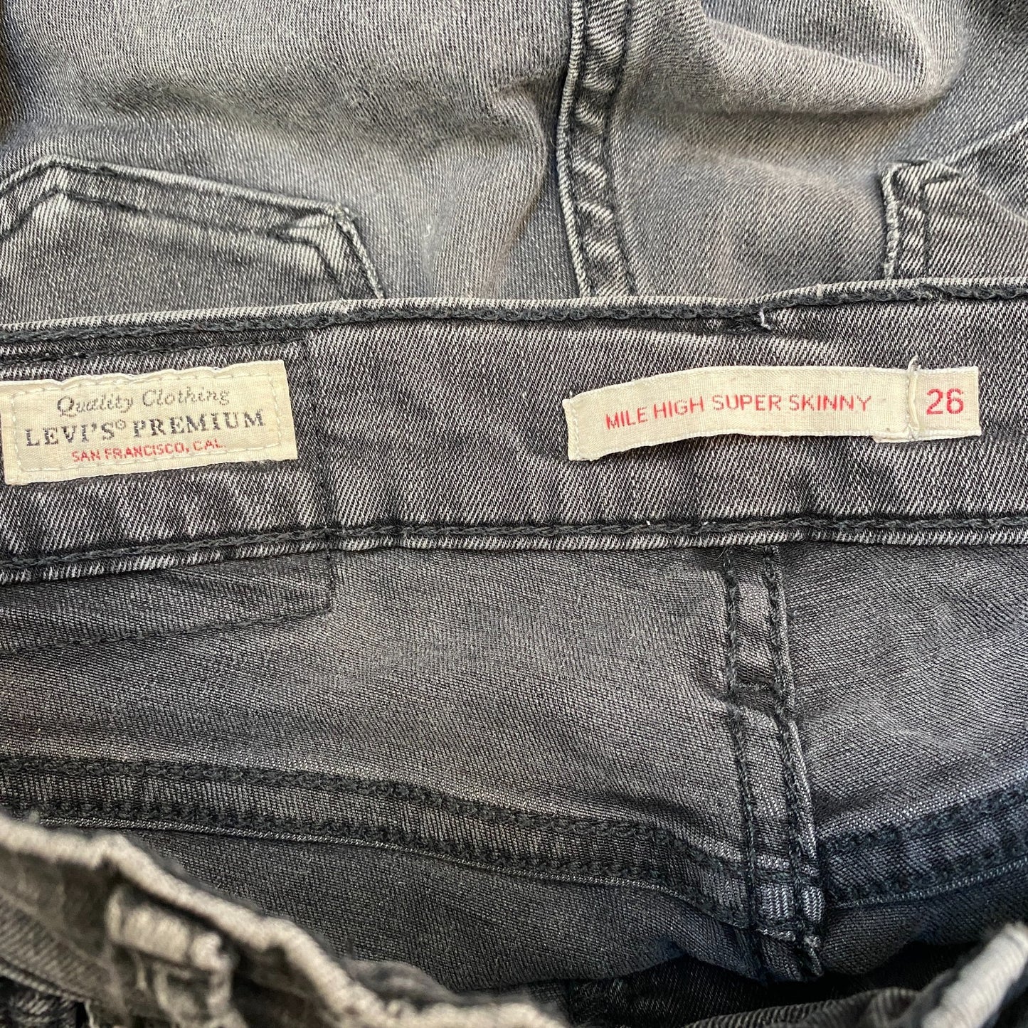 Levi's Jeans Fits as Womens 24" Waist Grey Denim Mile High Rise Super Skinny Leg