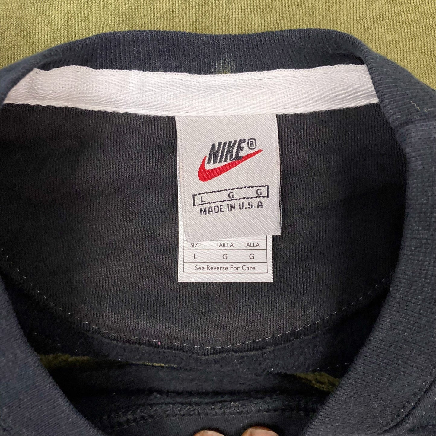 Nike Reworked Sweatshirt Men L Black Green Embroidered Spellout Logo Vintage Y2K
