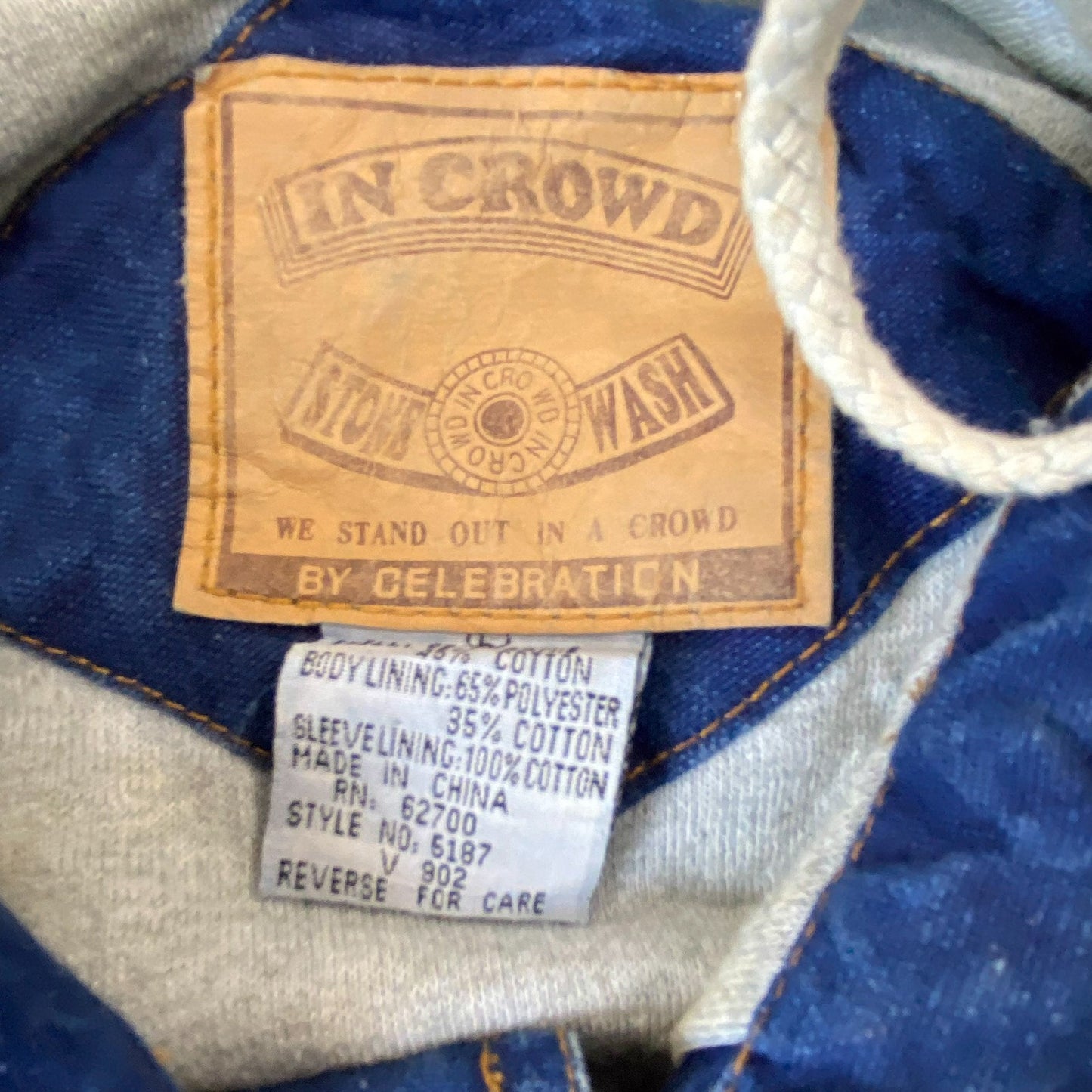 In Crowd Trucker Jacket Mens Large Blue Denim Stone Wash Hooded Button Front