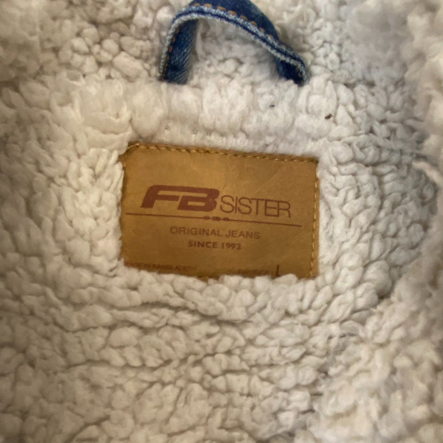 FB Sister Jean Jacket Womens Large Blue Denim Sherpa Lined Collared Button Front