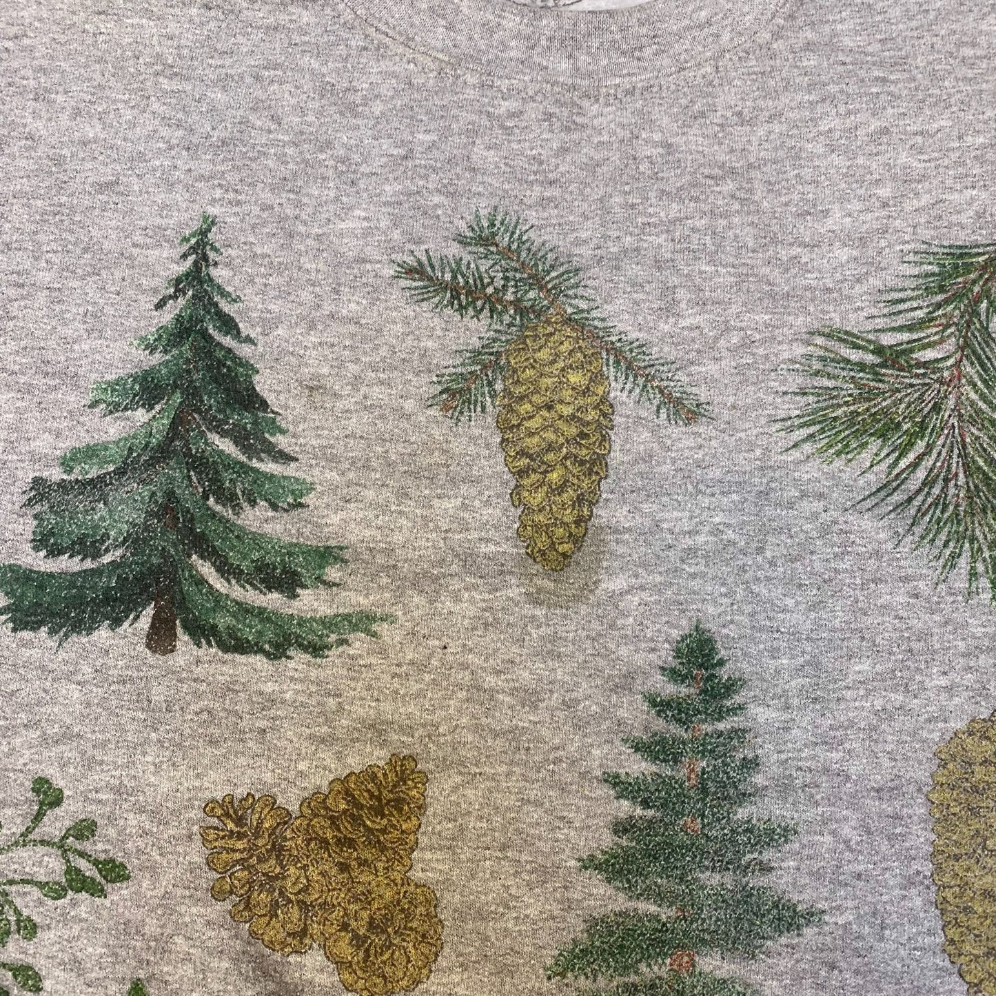 Project Karma Sweatshirt Womens Medium Grey Christmas Tree Holiday Crew Neck