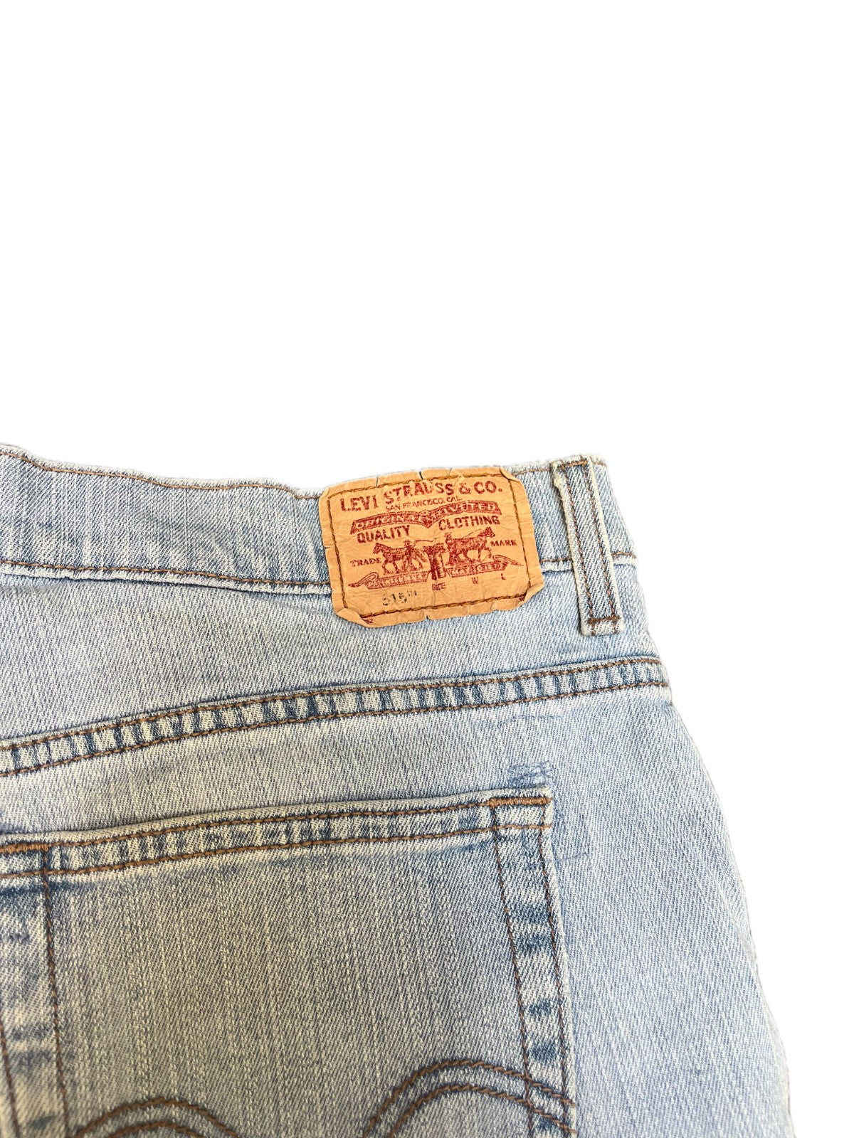 Levi's 515 Nouveau Denim Shorts Fits as Womens 2XL 40" Waist Blue Light Wash