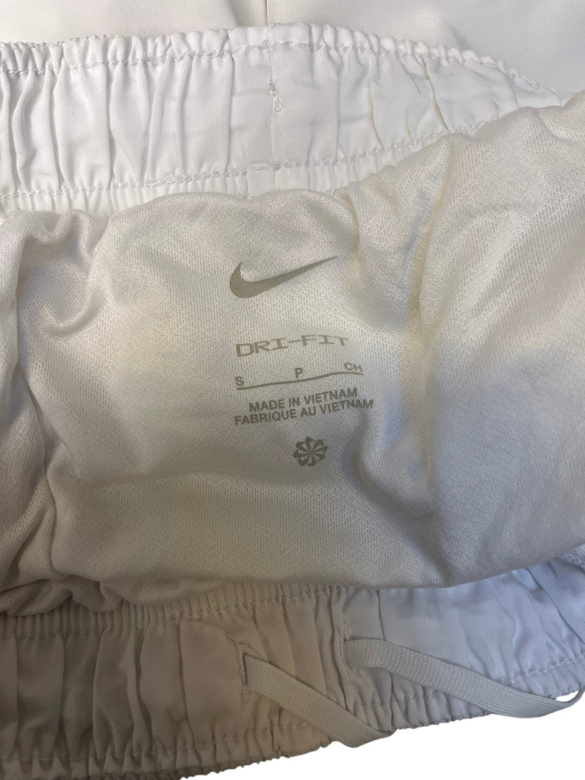 Nike Dri-FIT Running Shorts Womens Small 24" Waist White Performance Dolphin Hem