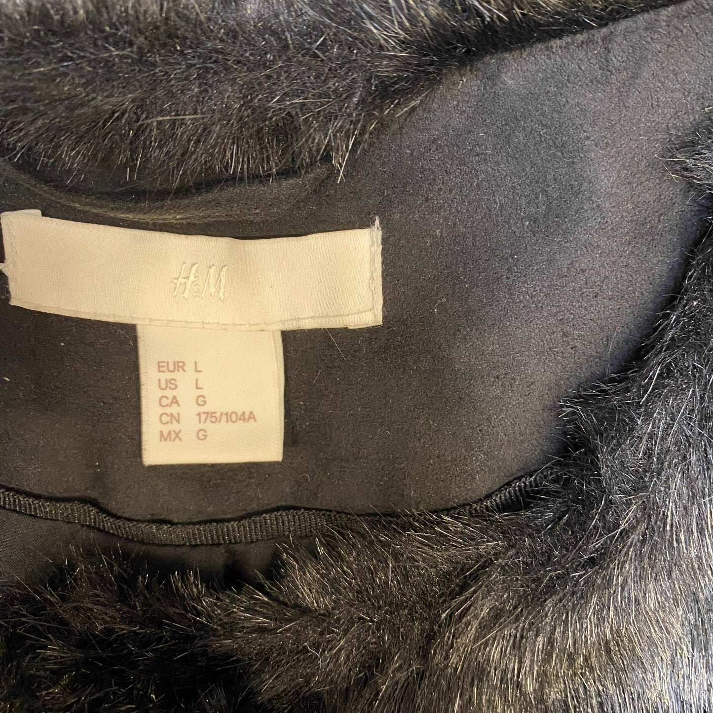 H&M Fluffy Faux Fur Jacket Womens Large Black Lined Long Sleeve Snap Button