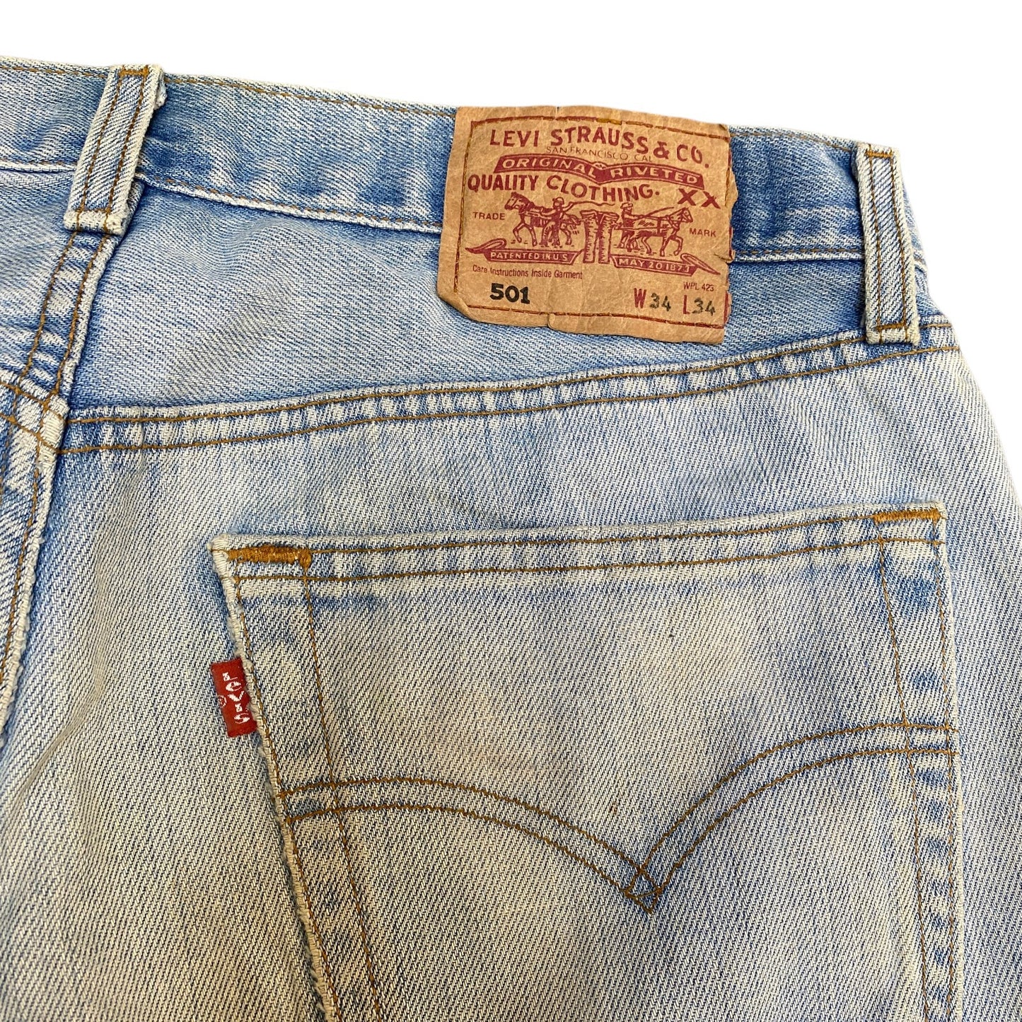 Levi's Jeans Fits as Mens 34" Waist Blue Denim Medium Wash Red Tab Straight Leg