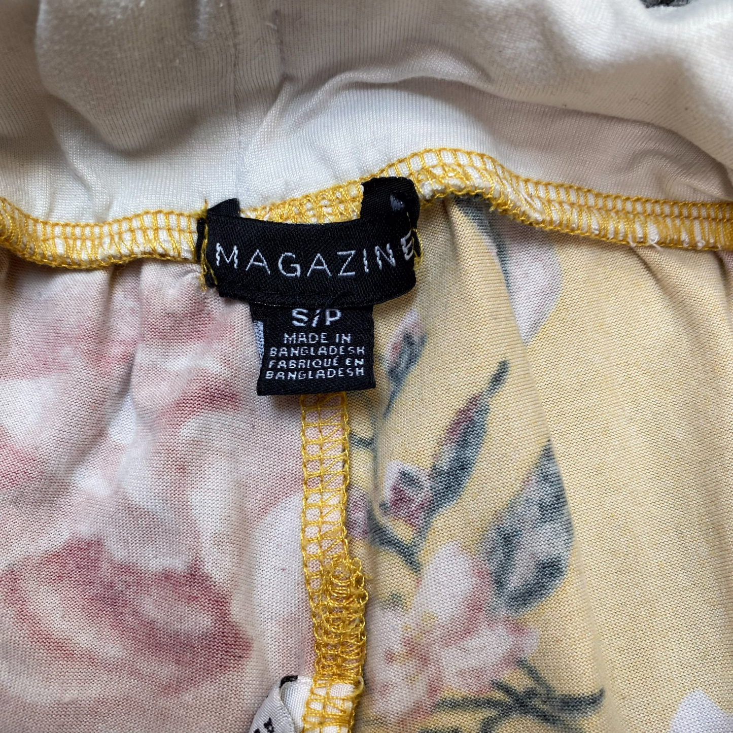 Magazine Sprinter Running Shorts Womens S Yellow Floral Elastic Waist Drawstring