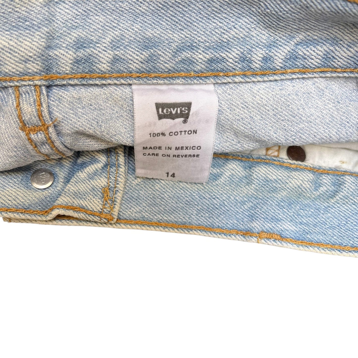 Levi's Shorts Fits as Womens Large 32" Waist Blue Denim Light Wash Relaxed Fit
