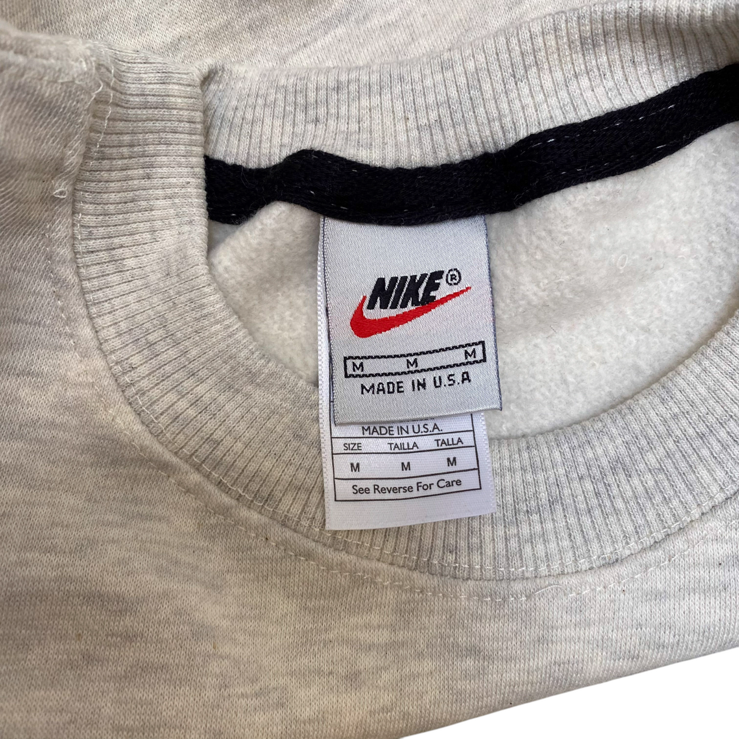 Nike Sweatshirt Mens Medium Grey Embroidered Spellout Logo Crew Neck Outdoor