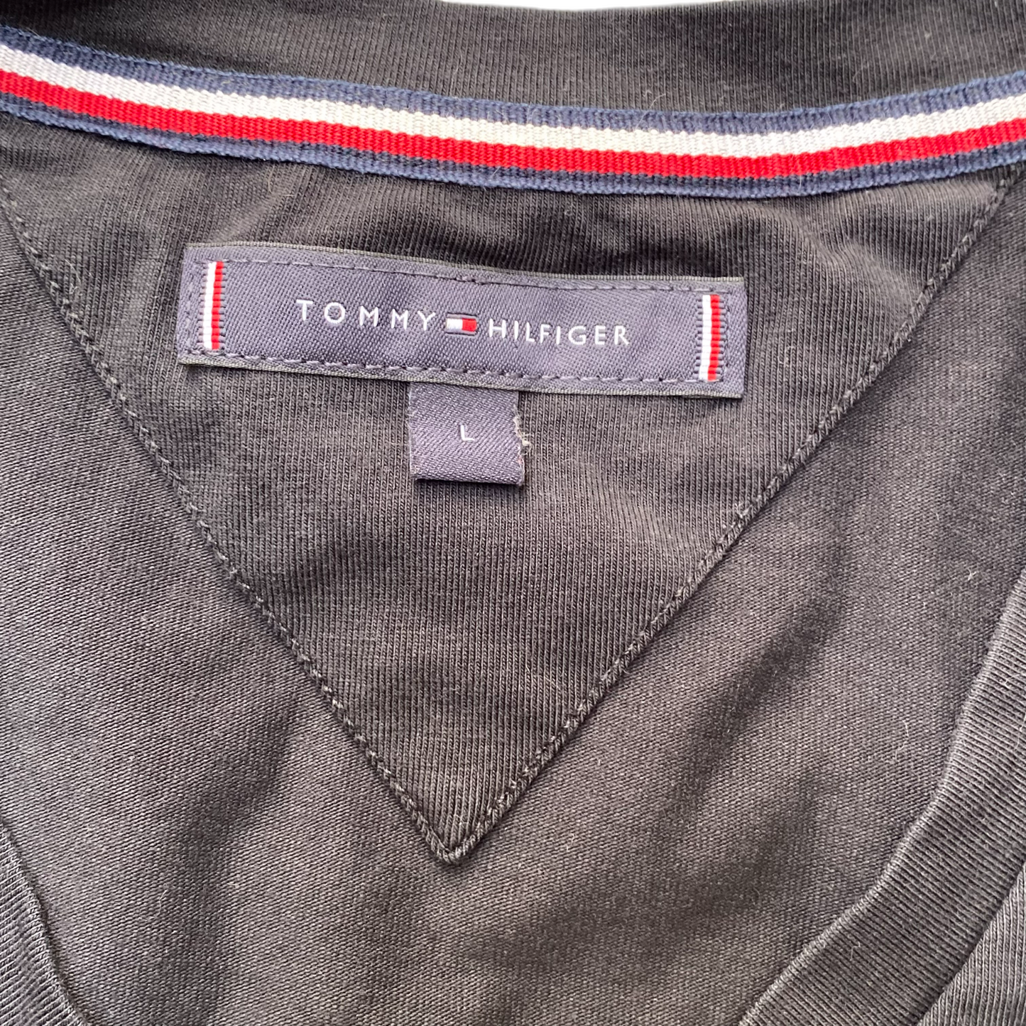 Tommy Hilfiger T Shirt Womens Large Black V Neck Short Sleeve Crew Neck Tee