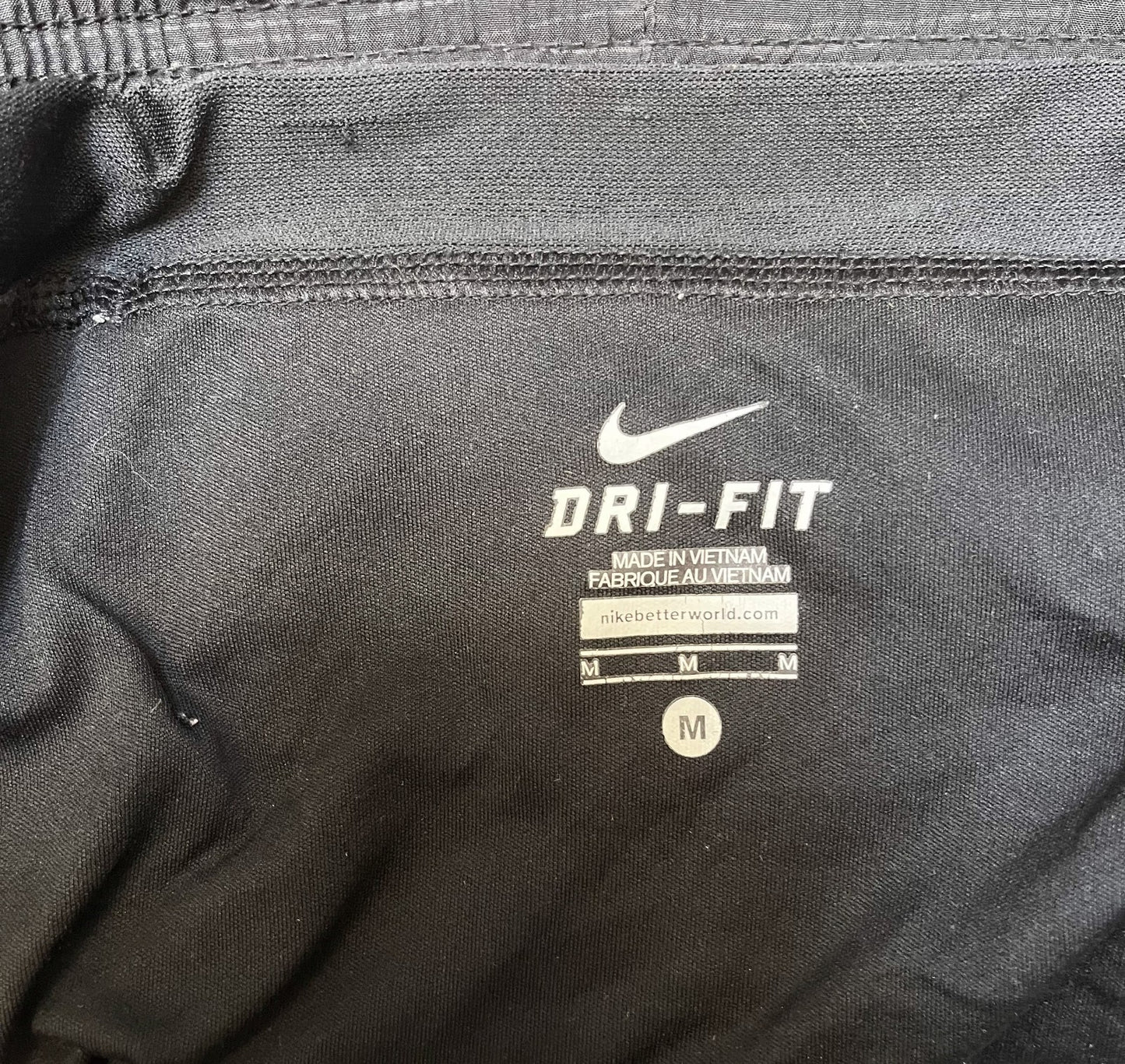 Nike Dri-FIT Running Shorts Fits as Womens Medium 29" Waist Black Dolphin Hem