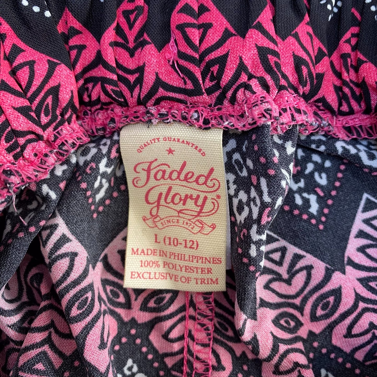 Running Sprinter Shorts Womens Large Black Pink Patterned Pleated Waist Pull On