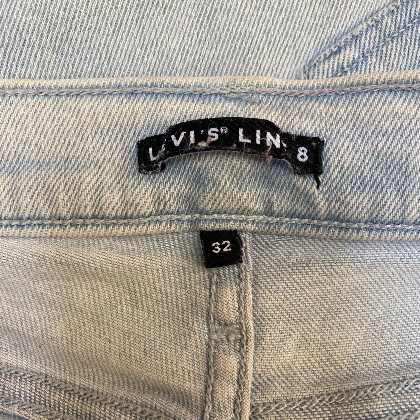 Levi's Jeans Fits as Womens 34" Waist Blue Denim Double Stitch Raw Hem White Tab