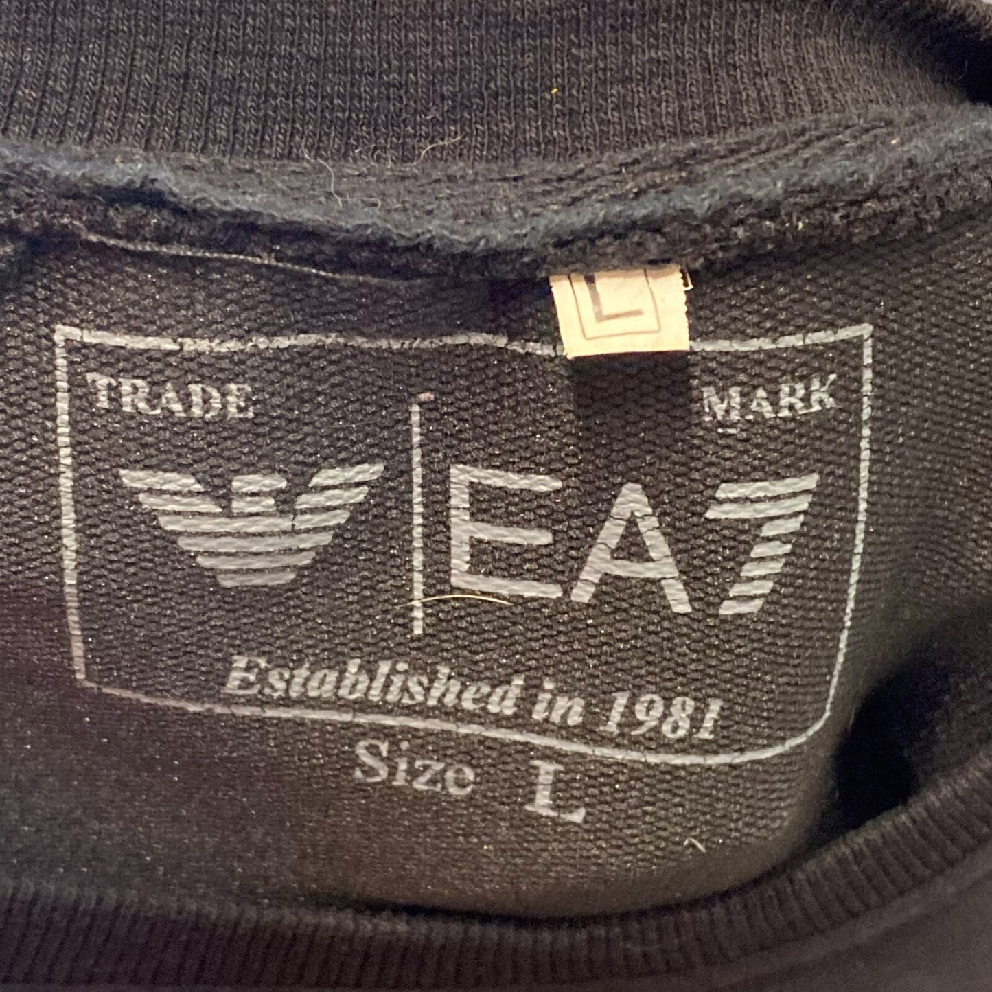 EA7 Sweatshirt Mens Large Black Long Sleeve Crew Neck Ribbed Hem Pullover Y2K