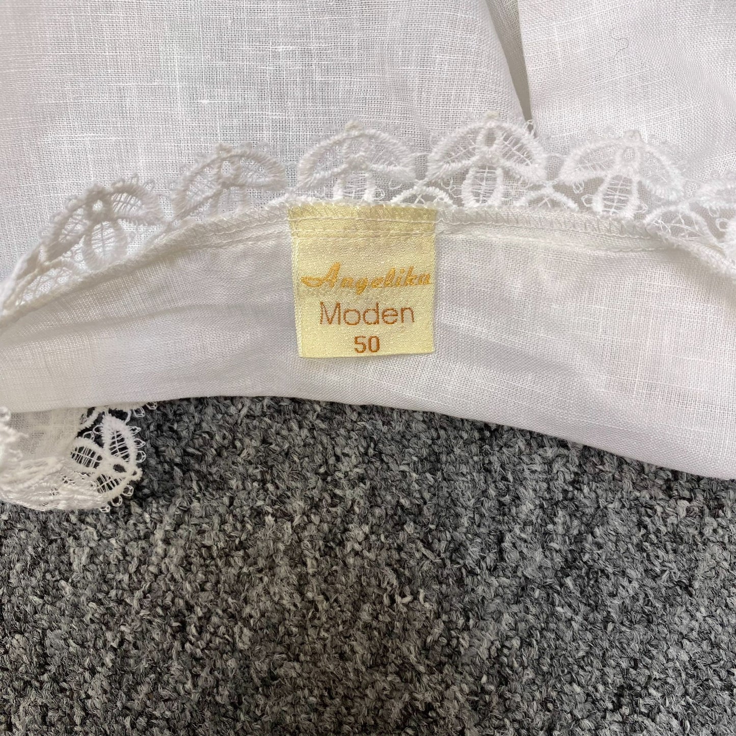 Angelika Moden Blouse Top Womens L White Lace Trim Short Sleeve Button Front