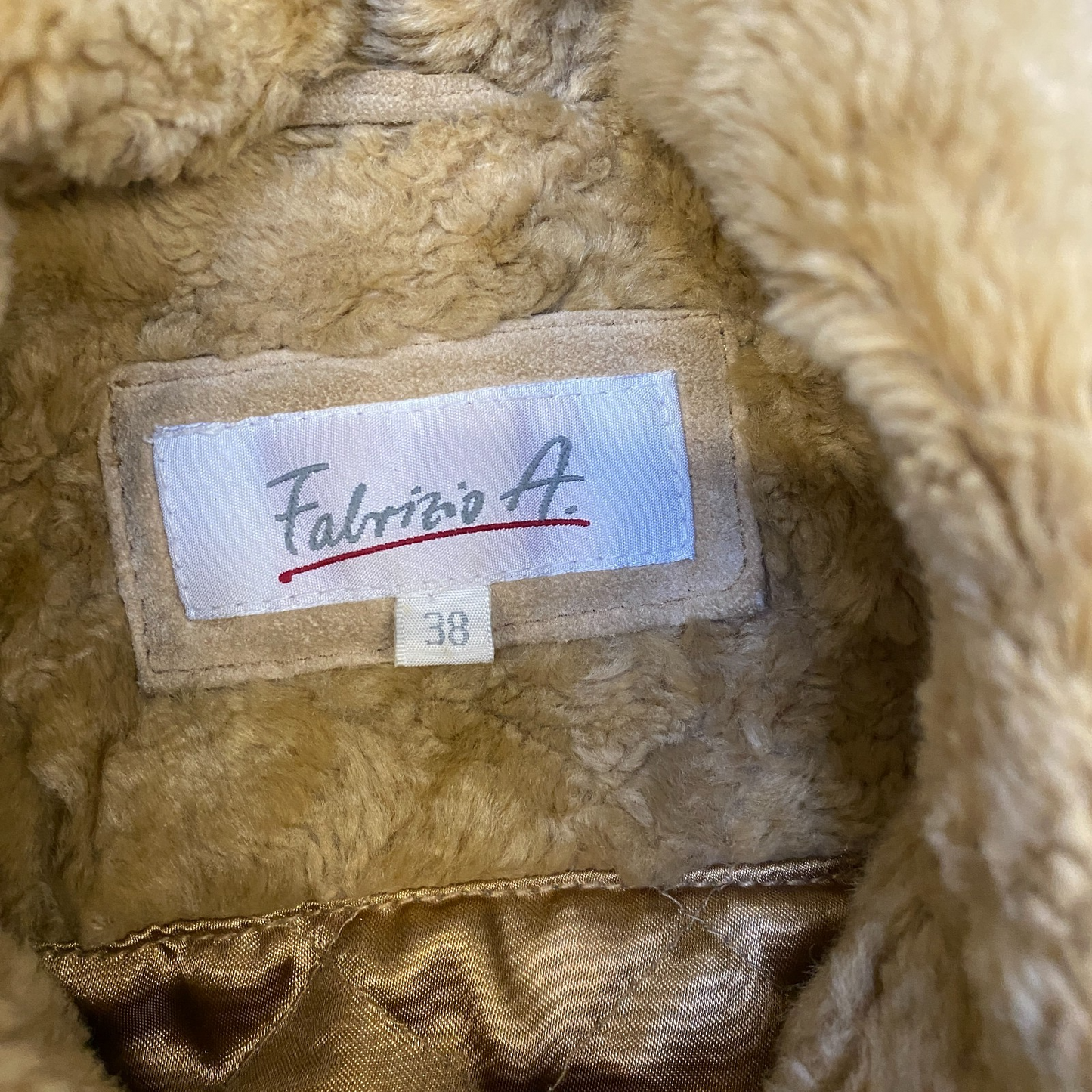 Fabrizio A Genuine Leather Jacket Womens M Beige Sherpa Lined Collar Snap Button