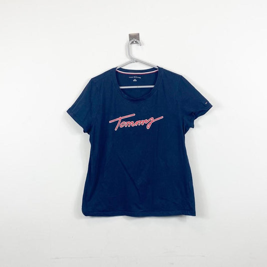 Vintage Tommy Hilfiger T-shirt