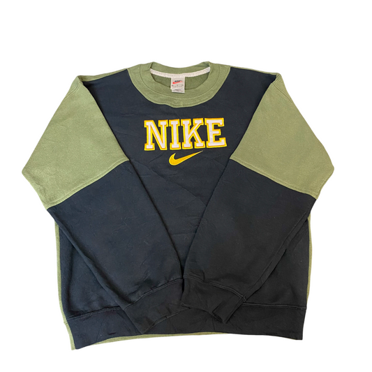 Nike Reworked Sweatshirt Men M Black Green Embroidered Spellout Logo Vintage Y2K