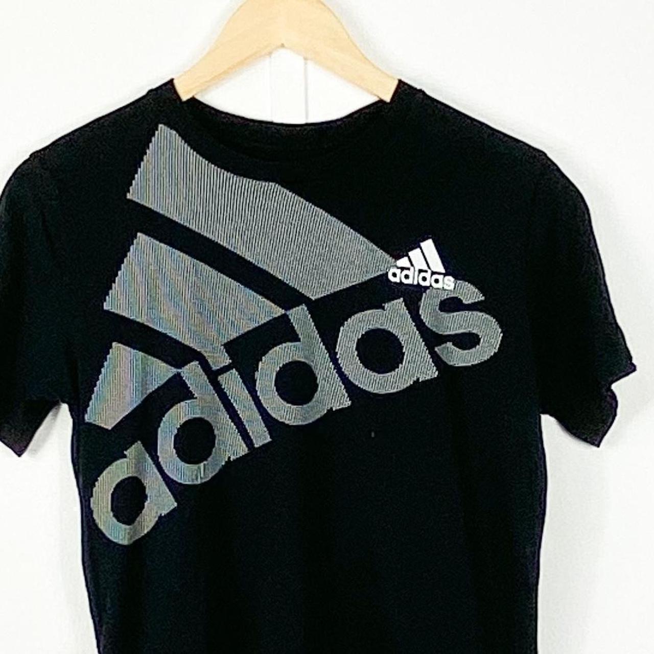 Vintage Adidas t-shirt