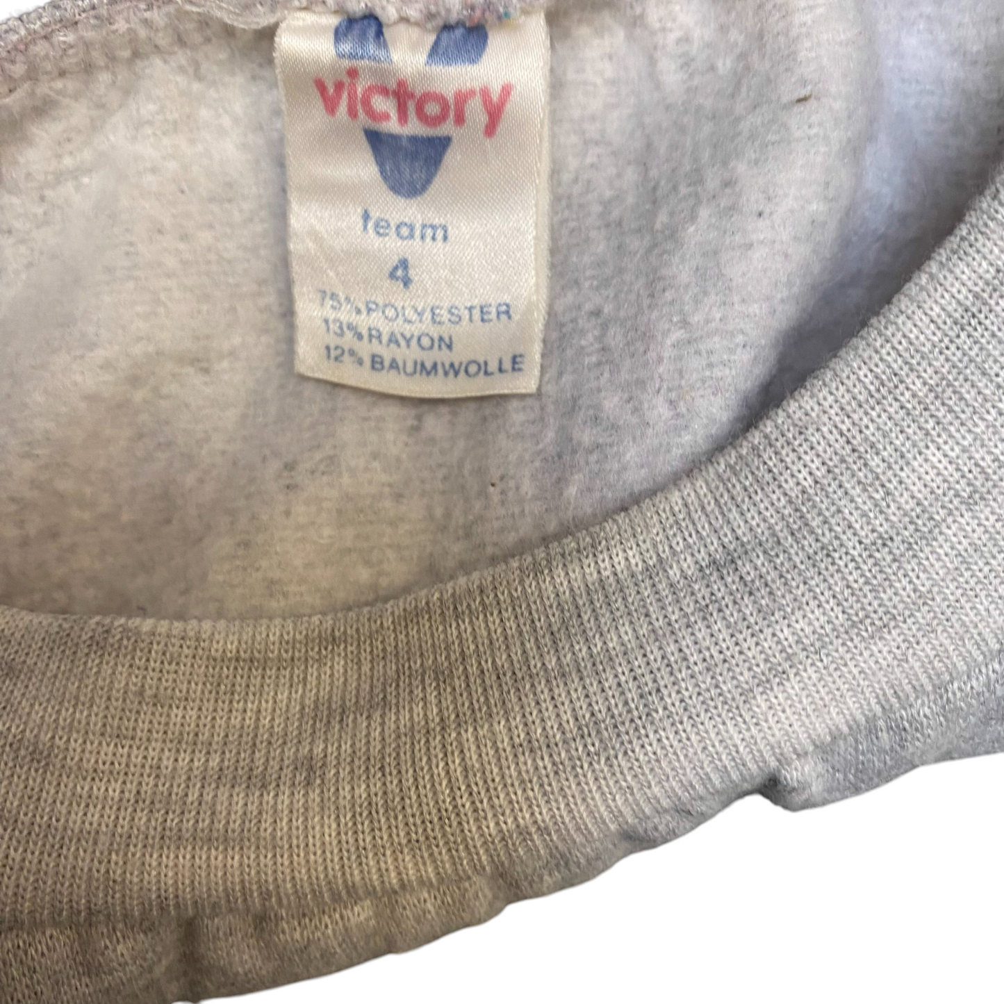 Victory Team Sweatshirt Mens Medium Grey Stripes Long Sleeve Crew Neck Pullover