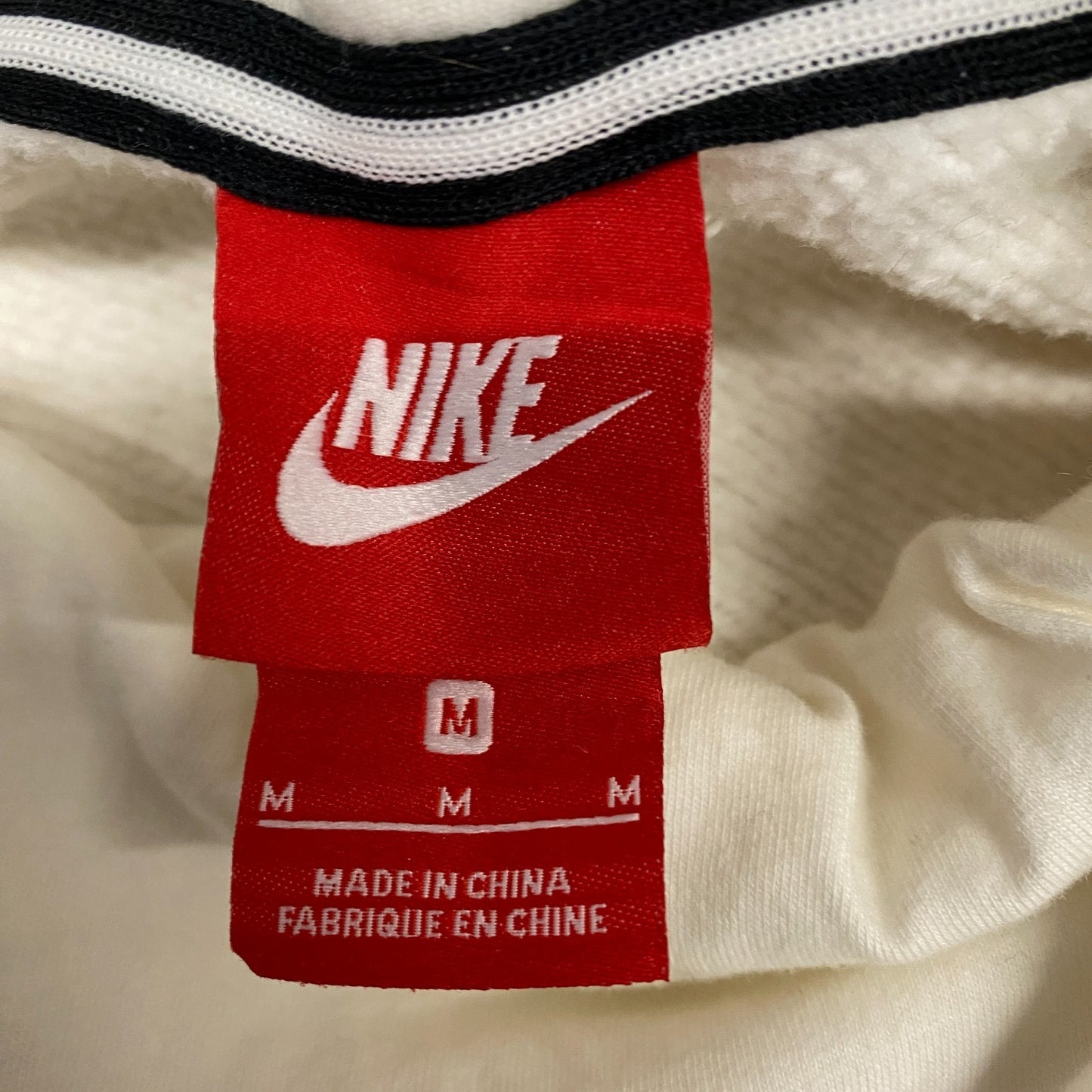 Nike Hoodie Womens Medium White Graphic Logo Fleece Lined High Neck Pullover