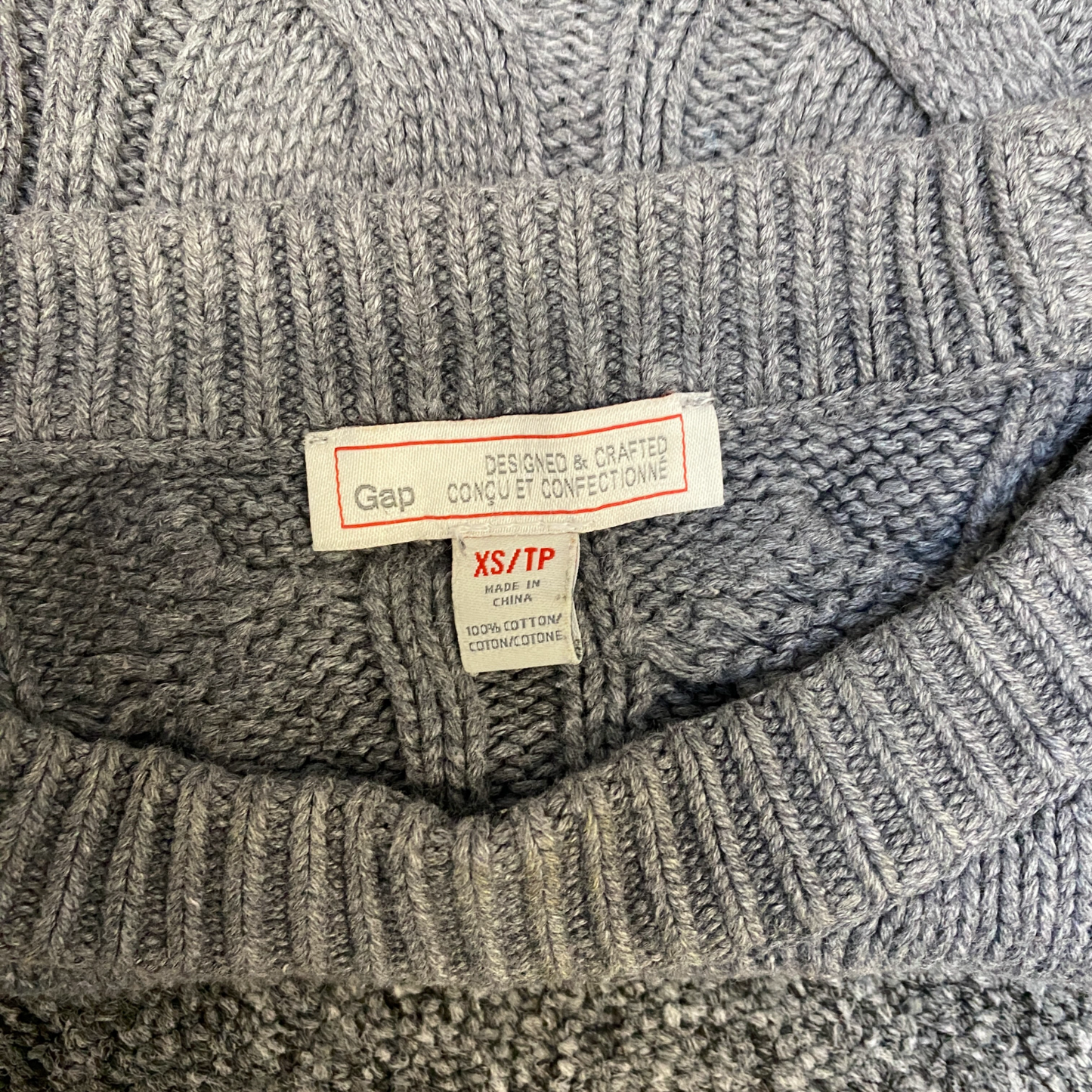 Gap Pullover Jumper Womens XS Grey Cable Knit Slim Fit Long Sleeve Crew Neck