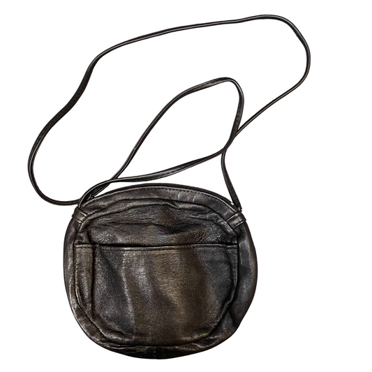 Womens Crossbody Bag Black Pebbled Leather Outer Pocket Travel Zip Closure