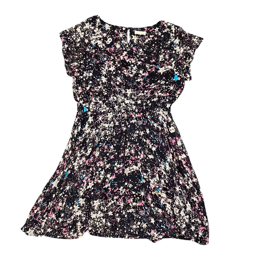 Phrase Shift Dress Womens S Black Geometric Pleated Cap Sleeve Keyhole Back