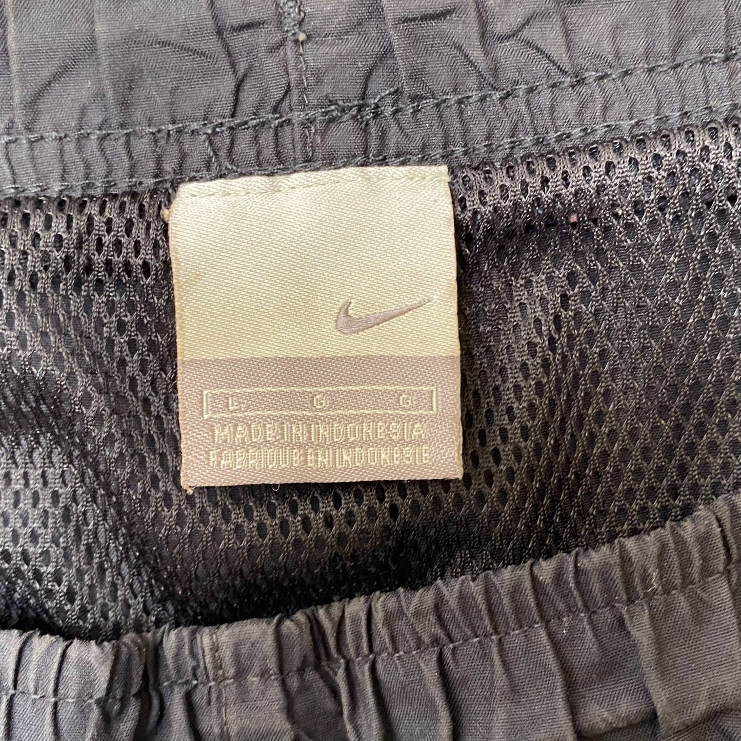 Nike Tech Cargo Shorts Mens L Black Athletic Elastic Adjustable Waist Spellout