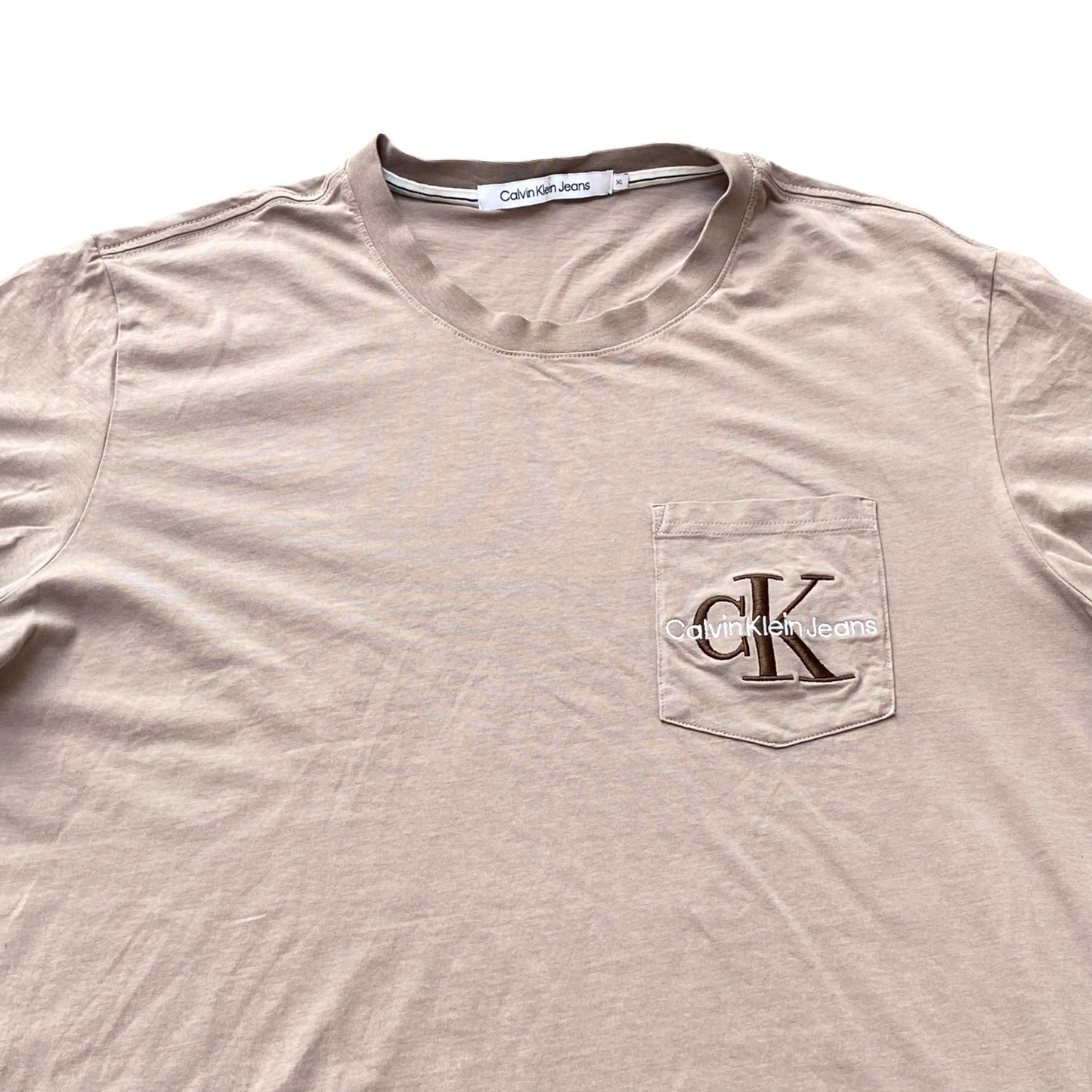 Calvin Klein Jeans T-Shirt Mens XL Brown Perfect Taupe Logo Regular Pocket Tee