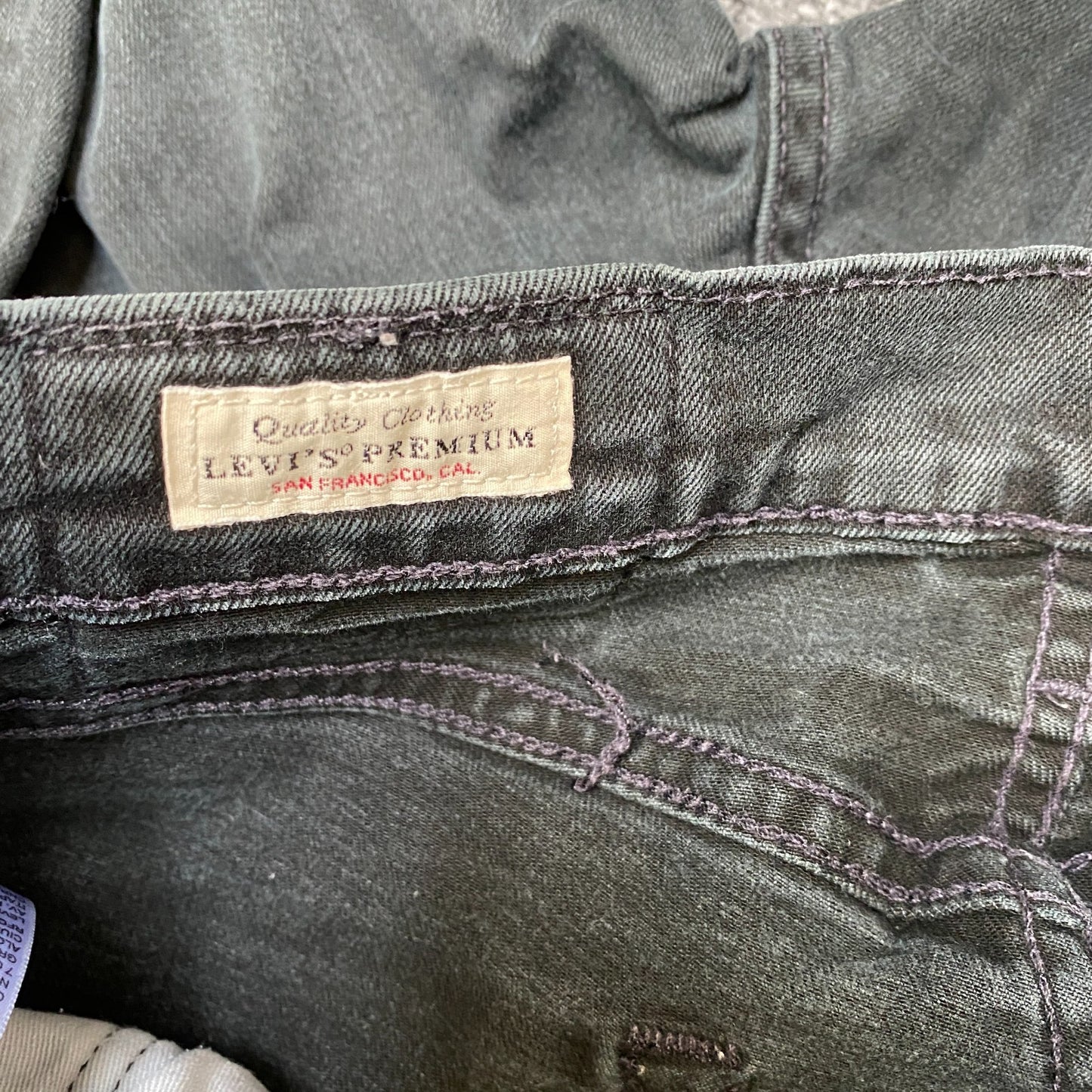 Levi's 511 Jeans Mens 31" Waist Black Denim Premium Stretch Red Tab Straight Leg