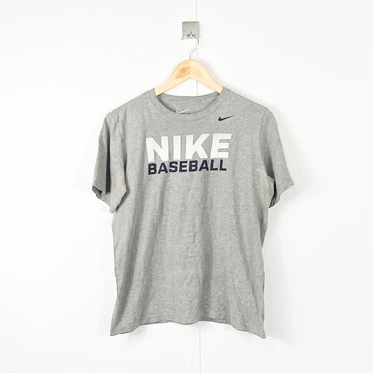 Vintage Nike T-Shirt