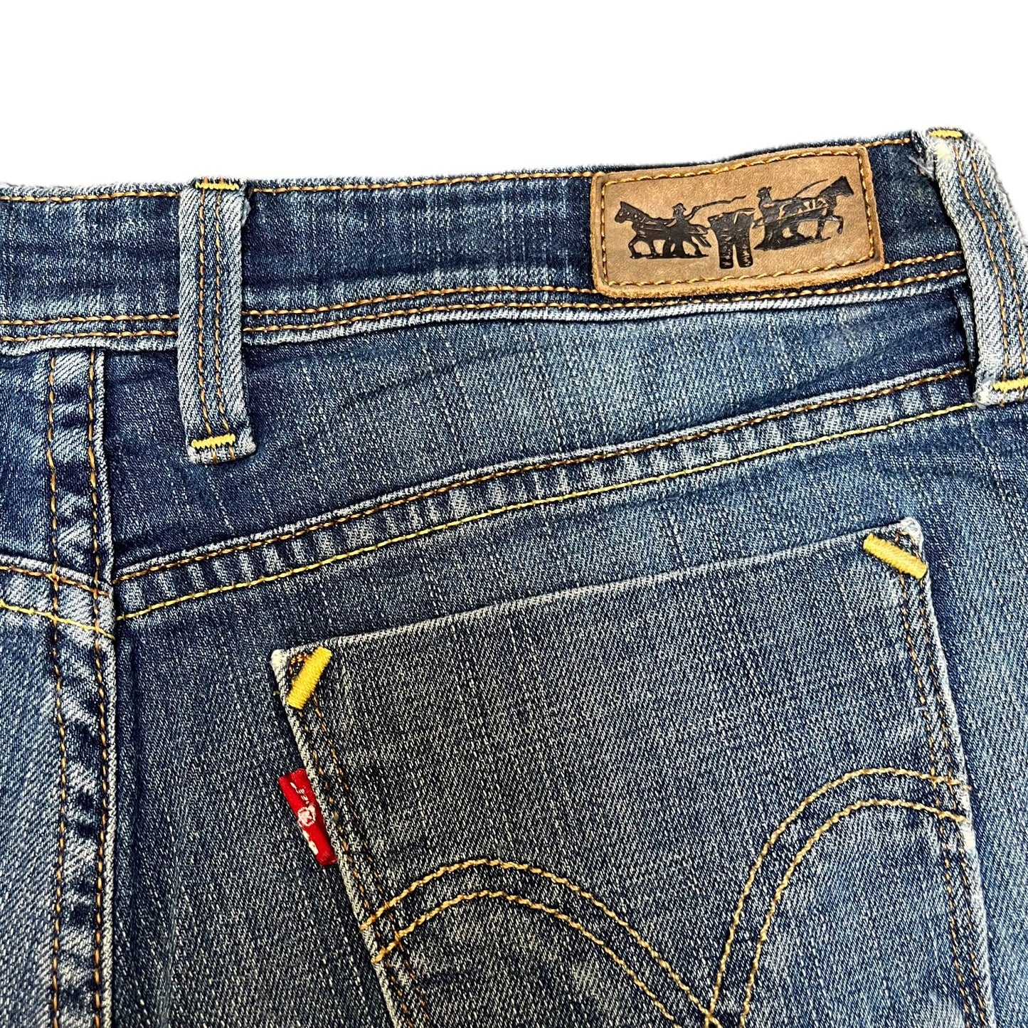 Levi's 627 Jean Shorts Fits as Womens M 30" Waist Blue Denim Medium Wash Red Tab