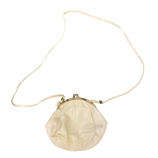 Vintage Womens Crossbody Bag Beige Leather Classic Thin Strap Kisslock Closure