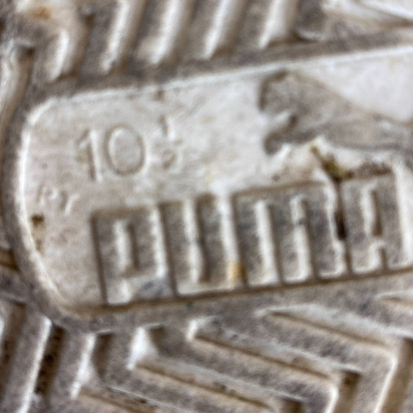 PUMA Classic Trainer Sneakers Men's 10.5 White Leather Upper Low Top Lace Up