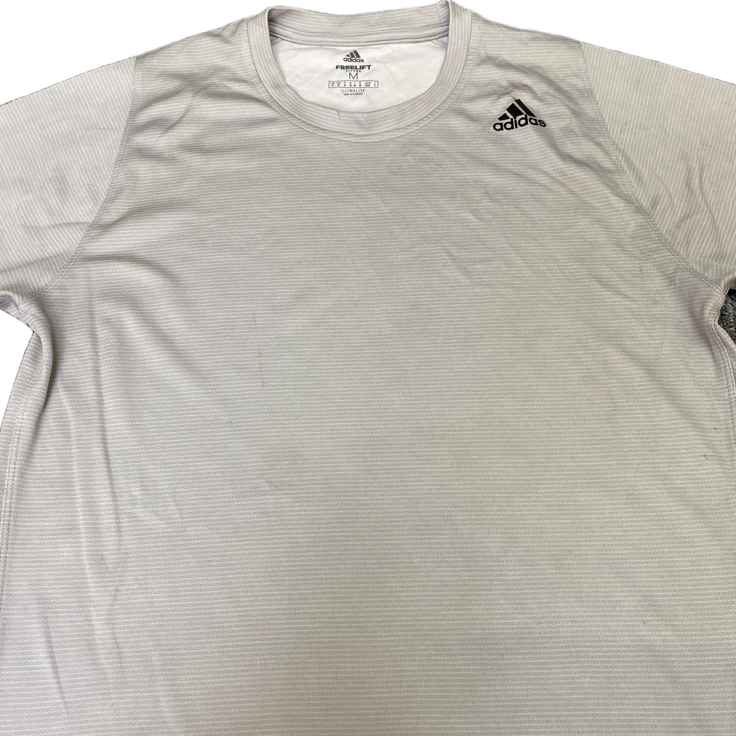 Adidas Freelift Fitted Tech T-Shirt Mens Medium Light Grey Stretch Short Sleeve
