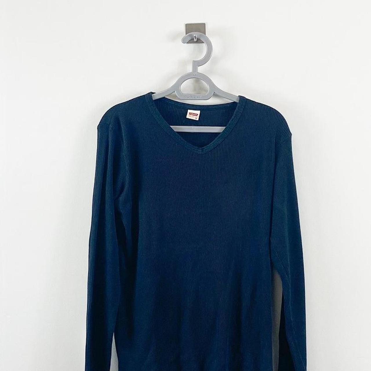 Vintage Levi’s V-neck jumper