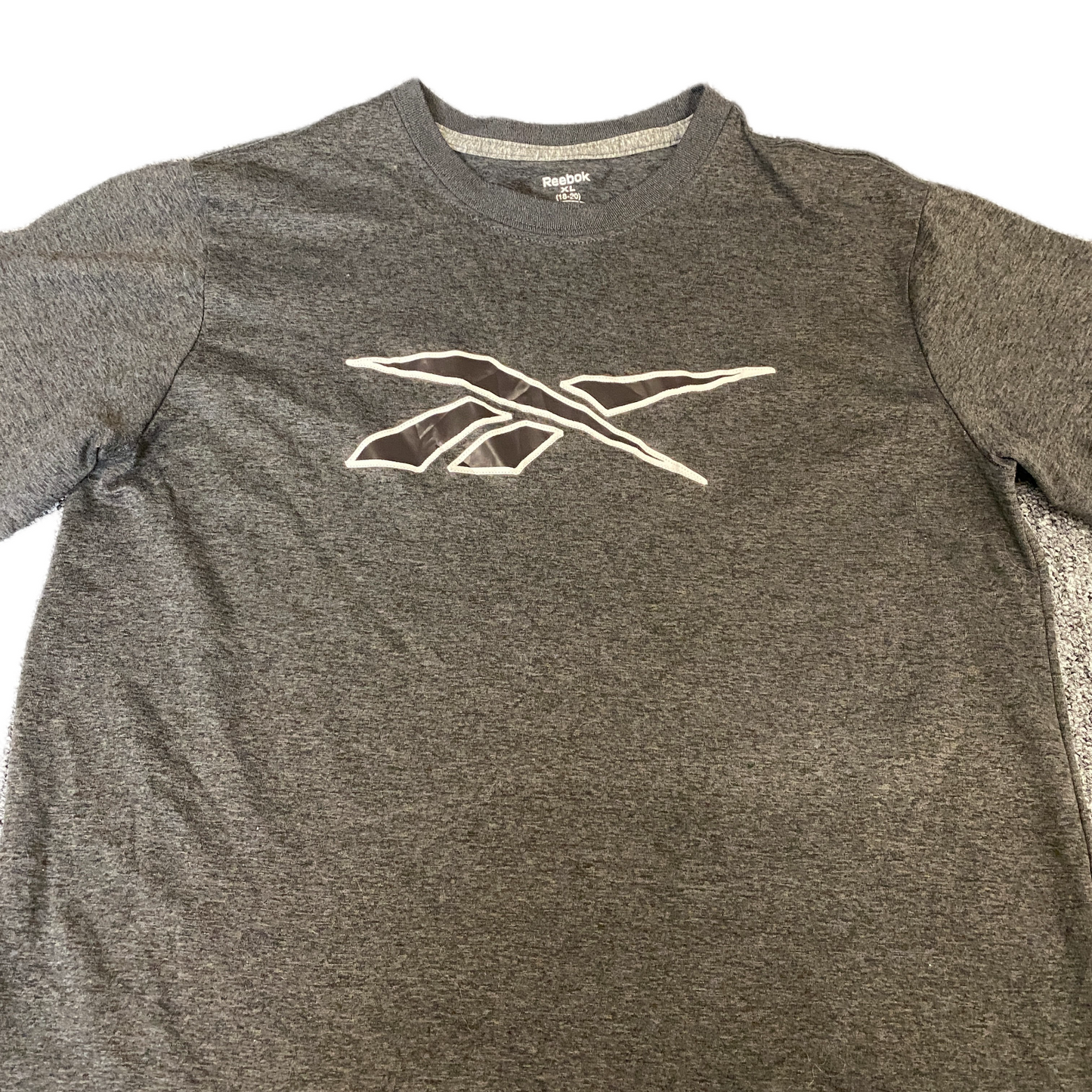 Reebok T-Shirt Mens Small Grey Graphic Logo Short Sleeve Crew Neck Pullover Tee