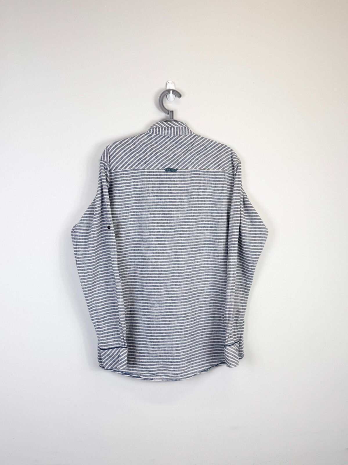 Tommy Hilfiger Shirt Men XL Blue Striped Logo Tag Long Sleeve Casual Button Down