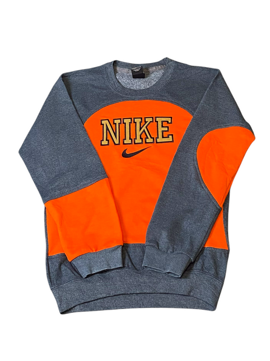 Nike Reworked Sweatshirt Mens Small Grey Orange Spellout Logo Crew Neck Vtg Y2K