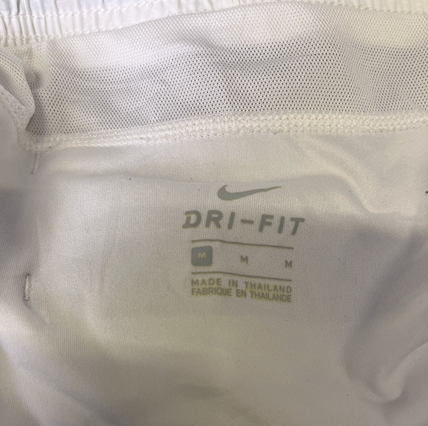 Nike Dri-Fit Running Shorts Womens M 29" Waist White Performance Dolphin Hem