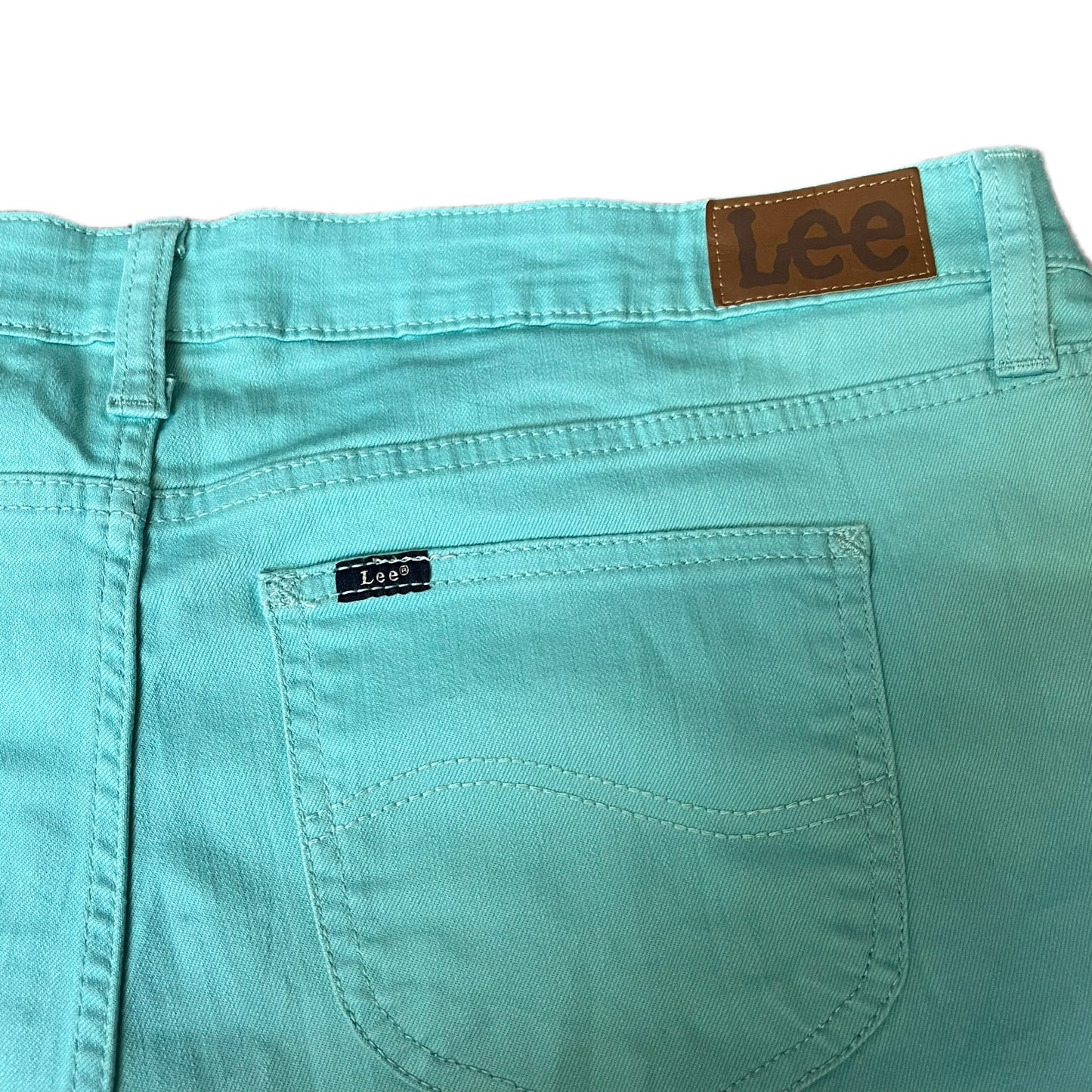 Lee Jean Shorts Fits as Women 2XL 41" Waist Turquoise Denim Mid Rise Regular Fit