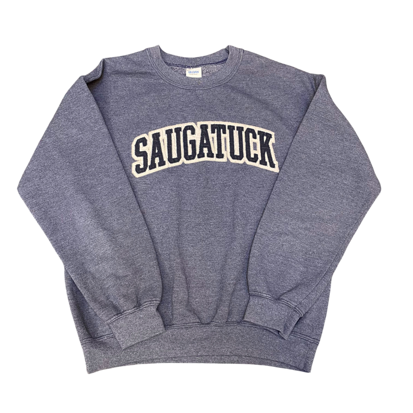 Gildan Sweatshirt Mens Medium Grey Saugatuck Embroidered Spellout Crew Neck