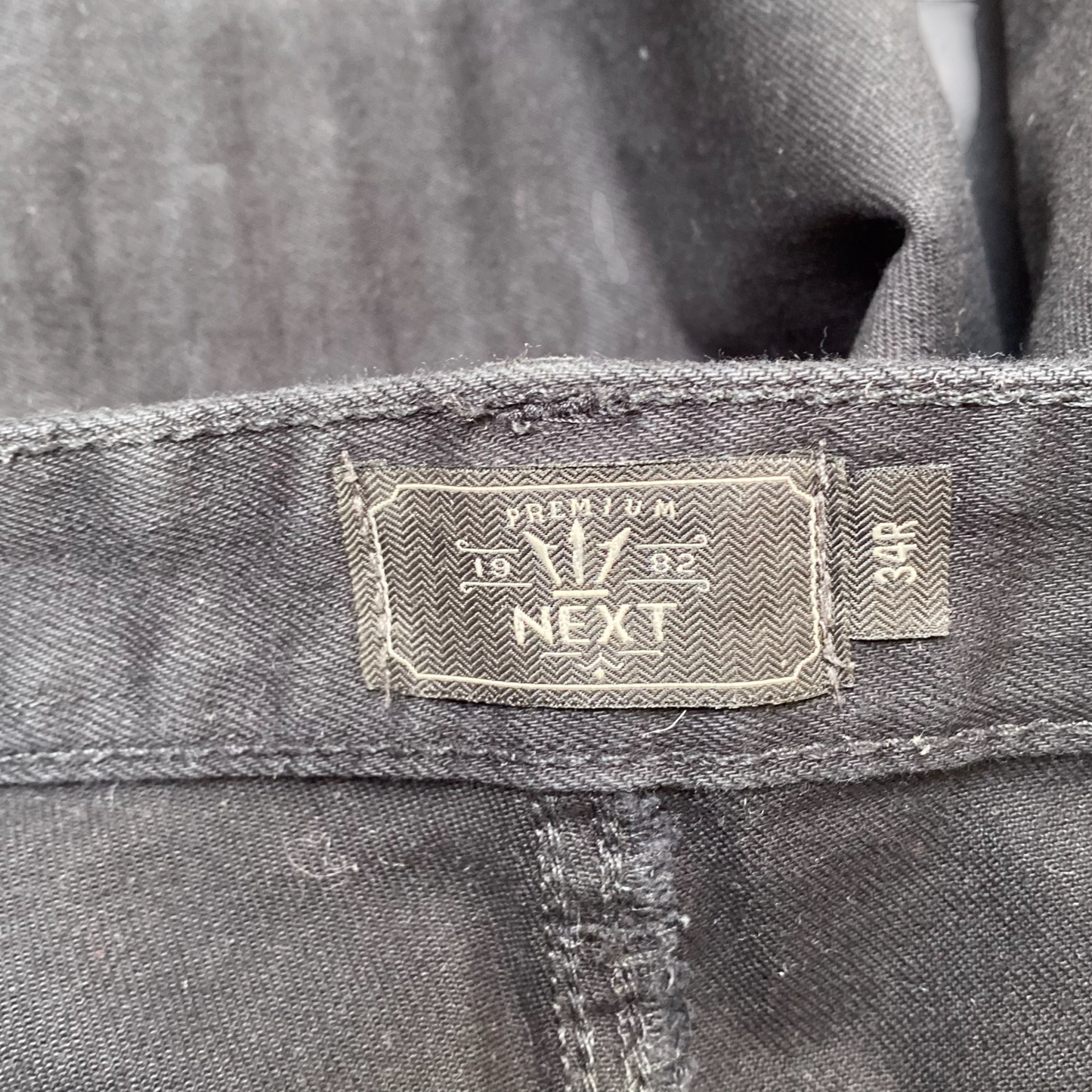 Next Jeans Mens 34W 30L Black Denim Faded Skinny Slim Fit Mid Rise Five Pocket