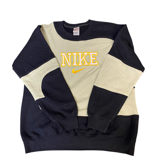 Nike Reworked Sweatshirt Men M Black Green Embroidered Spellout Logo Vintage Y2K