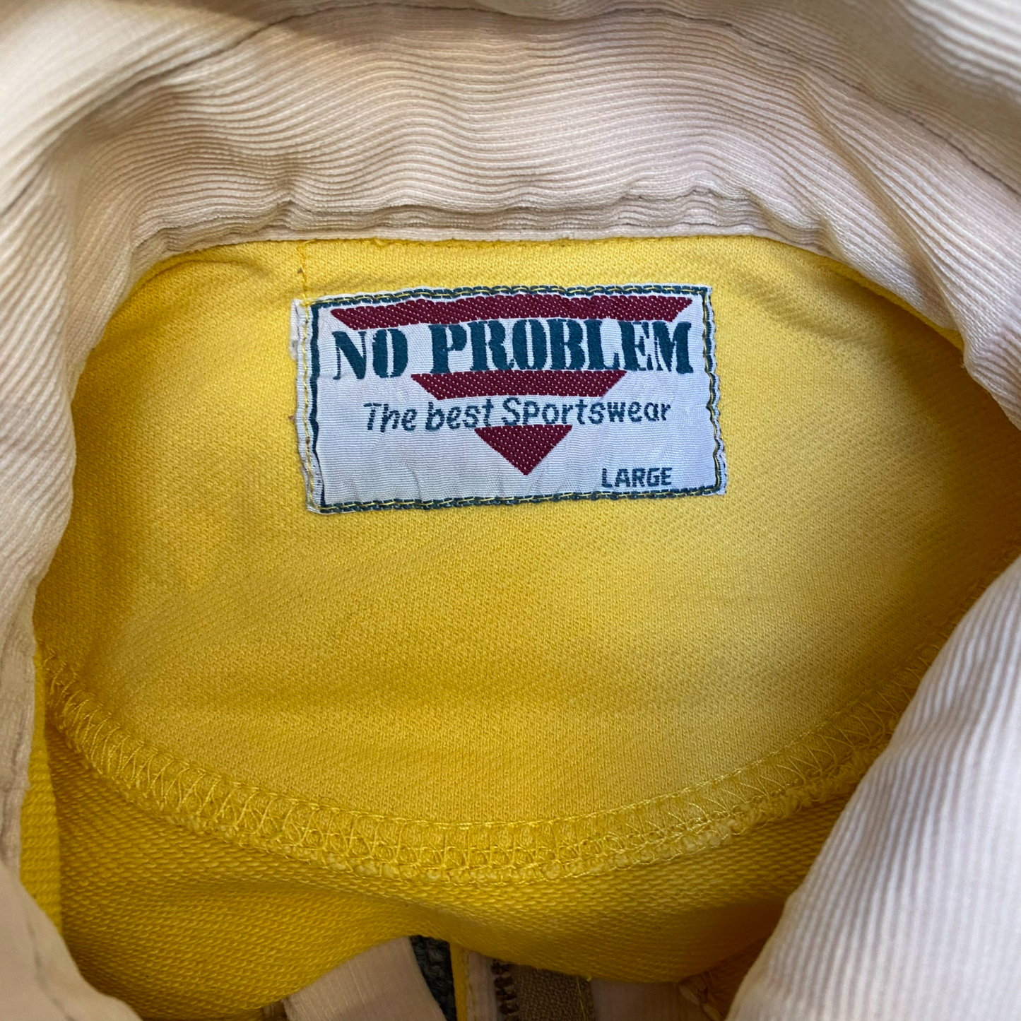 No Problem Sweatshirt Mens Large Yellow Long Raglan Sleeve Collared 1/4 Zip