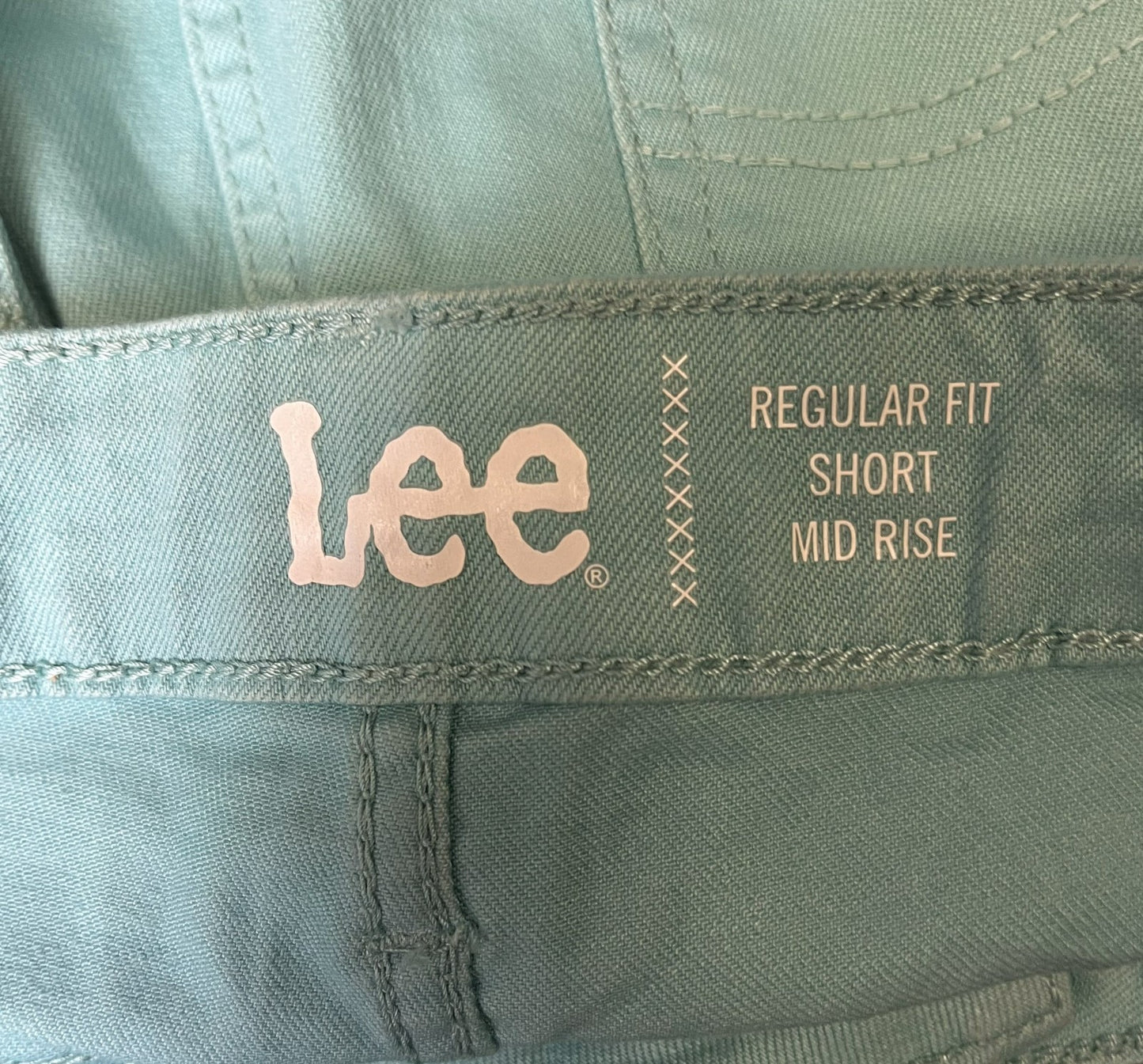 Lee Jean Shorts Fits as Women 2XL 41" Waist Turquoise Denim Mid Rise Regular Fit