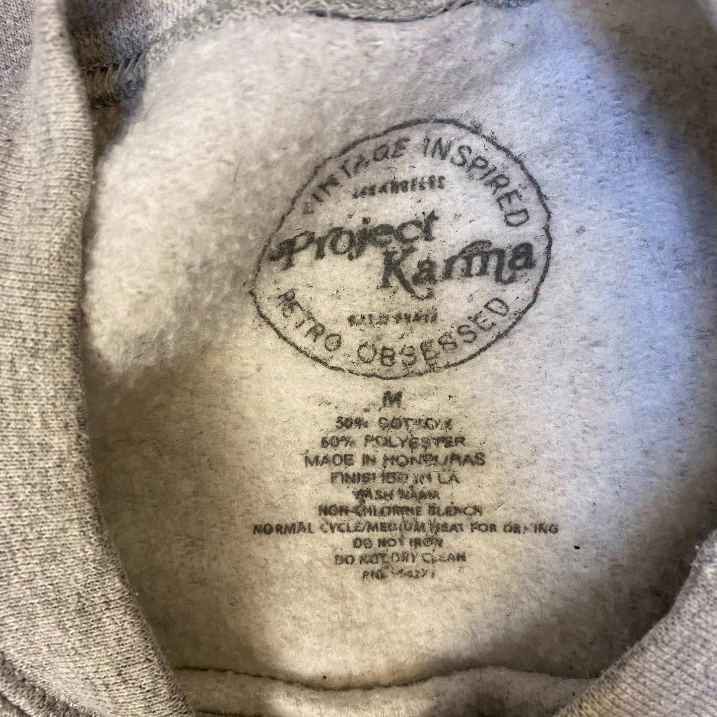 Project Karma Sweatshirt Womens Medium Grey Christmas Tree Holiday Crew Neck