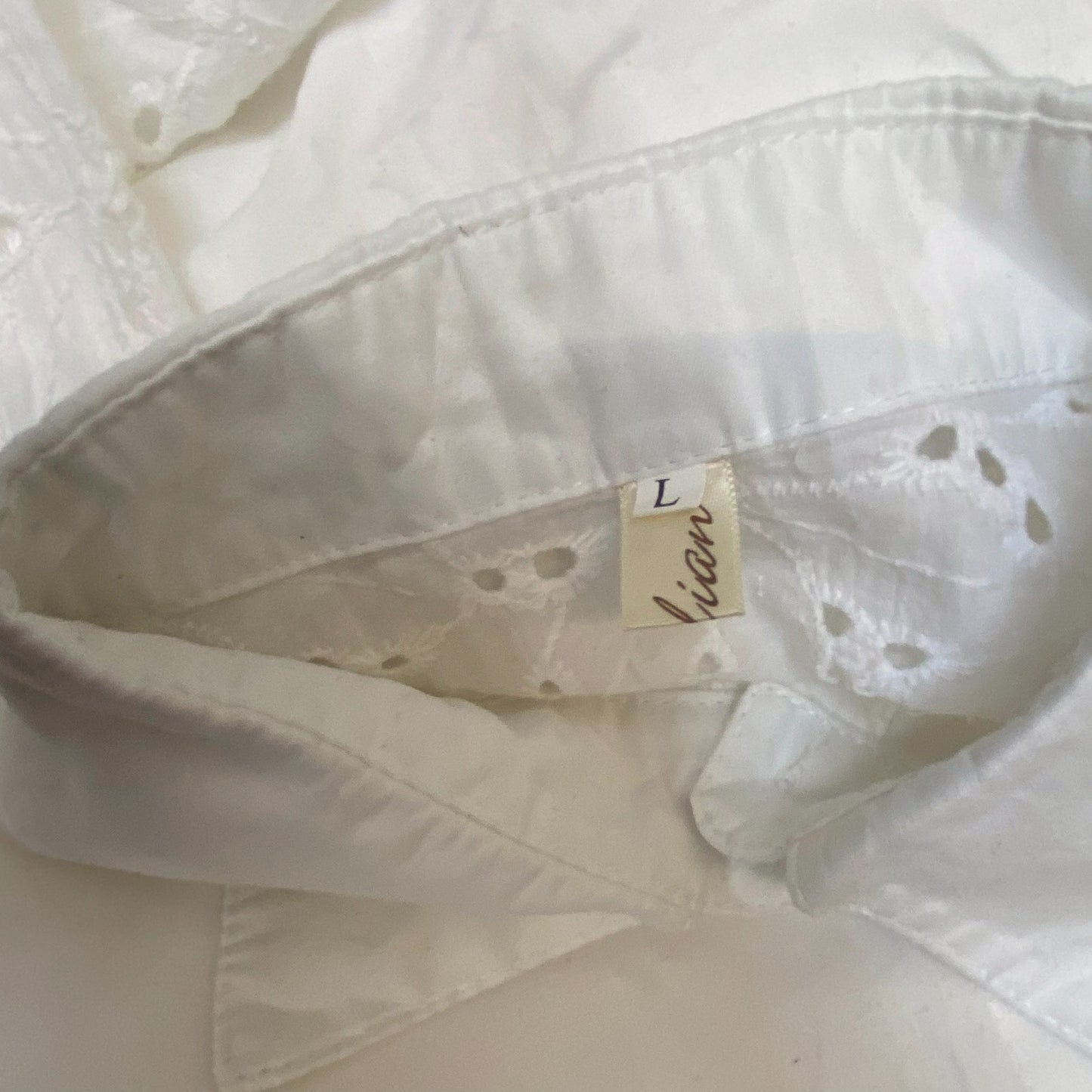 Shirt Top Womens L White Eyelet Floral Long Sleeve Collared Button Down Outdoor